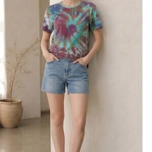 Tie-dye t-shirt, Jerzees brand, short sleeve crew neck Youth 14-16 L
